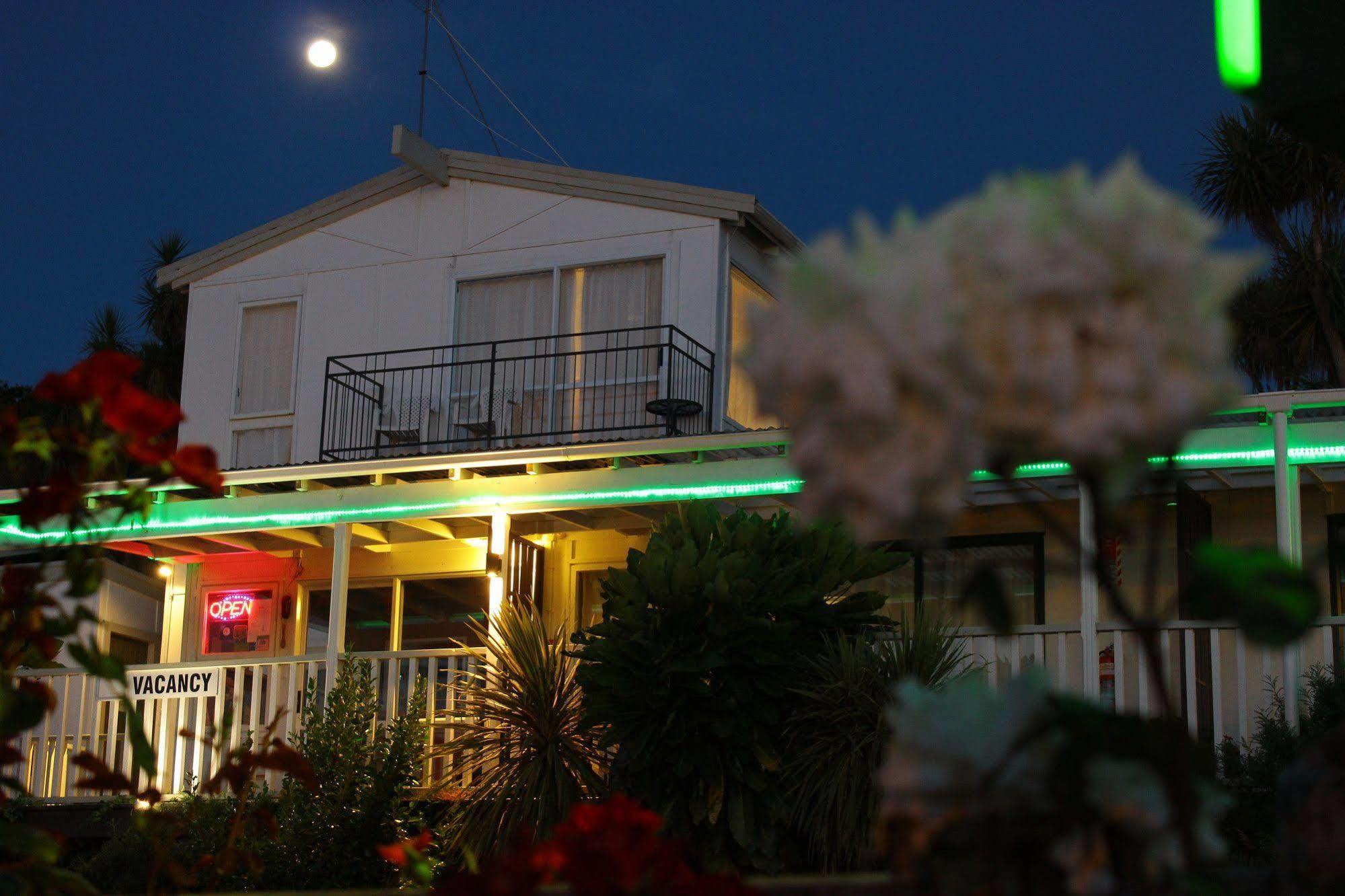 Te Awa Motel ワンガヌイ エクステリア 写真
